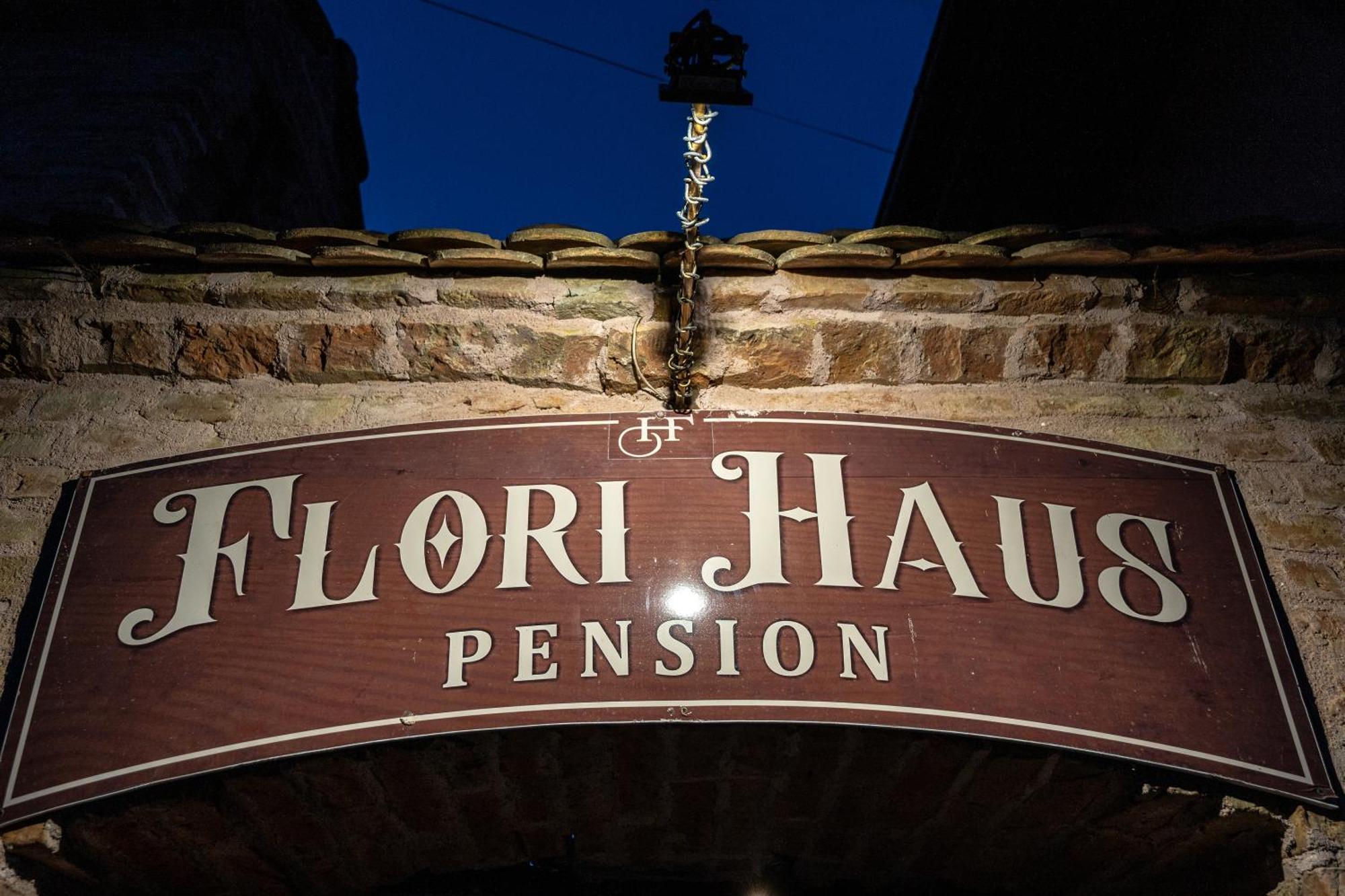 Hotel Flori Haus Saschiz Esterno foto