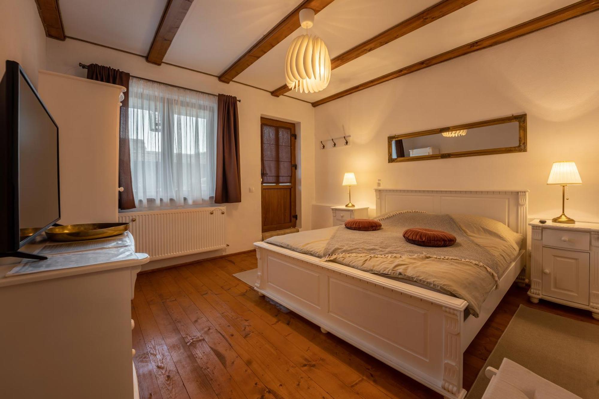 Hotel Flori Haus Saschiz Esterno foto